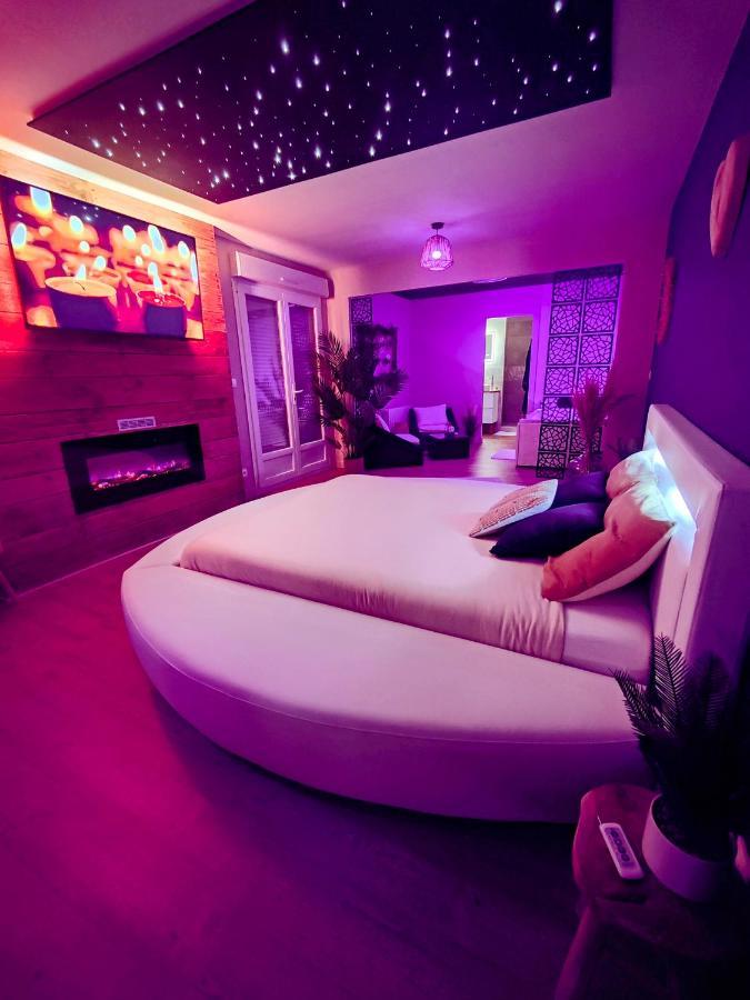 Gite Romantique Avec Espace Balneo Et Ciel Etoile "La Maison Du Bonheur Saint Germer De Fly" Nuit Romantique Oise, Picardie, Normandie 외부 사진